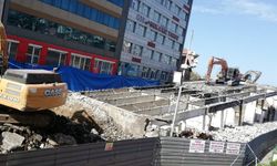 Fevkani’de yıkım sürüyor: Çelik iskelet ortaya çıktı