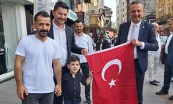 Gazipaşa'da Cumhuriyet Şenliği: 2 bin bayrak dağıtıldı