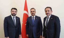 AK Parti Milletvekilleri Bakan Mehmet Fatih Kacır’la görüştü