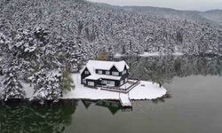 Gölcük Tabiat Parkı’nın masalsı kış manzarası
