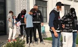 Hırsızlık suçundan yakalandı: Kucağında bebekle adliyeye sevk edildi