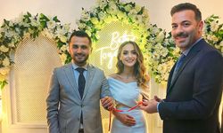 Metin Ergenç ile Zeynep Şenel nişan yüzüklerini taktı 