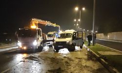 Direksiyon hakimiyetini kaybeden kamyonet takla attı
