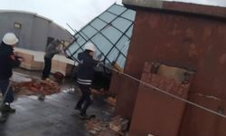 İtfaiye ekiplerinden çatılara müdahale