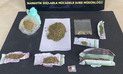 Kadın torbacı gençleri zehirleyecekti: Operasyonla yakalandı