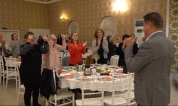 Belediye Başkanına kadınlardan coşkulu karşılama