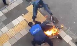 Üzerine benzin döküp kendini ateşe verdi
