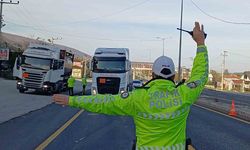 Bolu Dağı’nda kış lastiği olmayan araçların geçişine izin verilmiyor