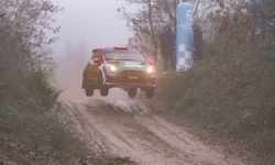 Ralli nefes kesti: Ortalığı tozu dumana kattılar