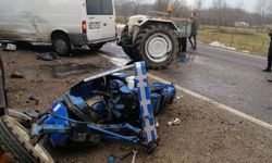 Feci kaza: İkiye bölünen traktörün sürücüsü öldü