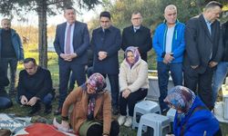 Depremde ölen Sergen Mudanya mezar başında anıldı