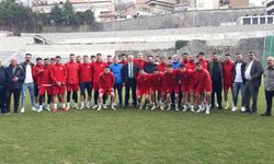 Dr. Ömer Selim Alan, futbolculardan galibiyet sözü aldı