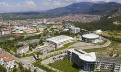 Akademik çalışmalarla ulusal ve uluslararası alanda başarı grafiğini yükselttiler