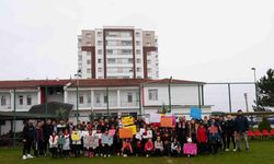 Kastamonuspor’un minik taraftarlarından futbolculara moral ziyareti