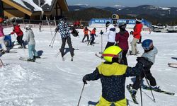 Kayak sezonu kapandı: Son günde kayağın tadını çıkardılar