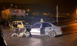 Kum ocağı önünde trafik kazası: 2 yaralı