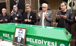 Hacı Mahmut Kırkpınar için belediye önünde tören düzenlendi