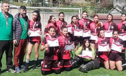Kozlu Anadolu Lisesi Genç Kız Hokey takımı adını finale yazdırdı