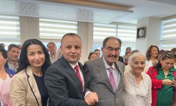 CHP 47 yıl sonra kazandı: Başkan Turgay Sevindi mazbatasını aldı