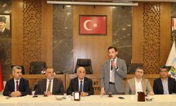 Mehmet Kemal Yazıcıoğlu, mahalle muhtarları ile ilk toplantısını gerçekleştirdi