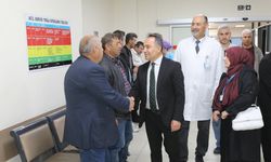 Rektör Fatih Yılmaz, üniversite hastanesi personeli ile bayramlaştı