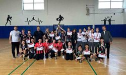 Badminton şampiyonları belli oldu