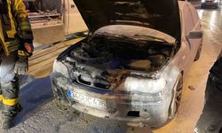 Seyir halindeki otomobilde yangın