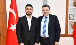 Başkan Ahmet Metin Genç’ten, hayat kurtaran personeline ödül
