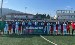 U-13 takımlarından Filistin’e destek