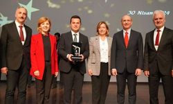 Kastamonu Üniversitesi, İlham Veren Kamu Yönetimi proje ödülünü aldı