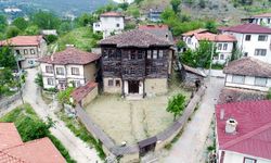 Öğrenciler Taraklı’nın sivil mimari örneklerini inceledi