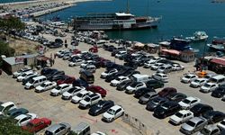 3 günde 150 bin araç giriş yaptı: Plajlarda yer kalmadı