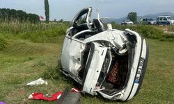 Otomobil şarampole devrildi: 3 ölü, 3 yaralı
