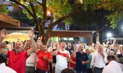 Başkan Osman Çelik, milli maç heyecanını Serdivanlılarla birlikte yaşadı