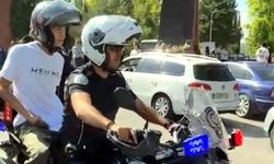 Öğrencilerin yardımına polis yetişti