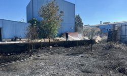 Sanayi sitesinin bahçesinde yangın
