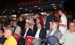 Zonguldak’ta dev ekranda milli maç coşkusu yaşadılar