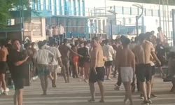 Kapuz Plajı karıştı: Polis biber gazı sıktı, yaralılar var