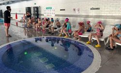 Yüzme bilmeyen çocuk kalmasın: 510 çocuk eğitime başladı