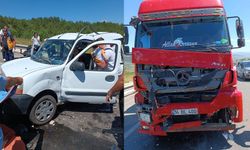 1’i ağır 6 kişinin yaralandığı kazanın güvenlik kamerası ortaya çıktı