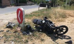 Minibüsle kafa kafaya çarpışan 17 yaşındaki motosiklet sürücüsü ağır yaralandı
