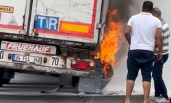 Vatandaşın müdahalesi faciayı önledi: Az kalsın tır yanıyordu
