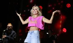 İrem Derici hayranlarını coşturdu