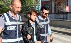 Peruklu dolandırıcı polisten kaçamadı: İşte böyle yakalandı