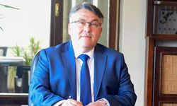 Rektör İsmail Hakkı Özölçer, Cumhuriyet Bayramı’nı kutladı