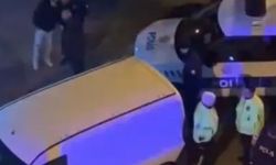 Drift atıp, polis aracına çarptı: "Benim arabamı bağlayamaz, hodri meydan"
