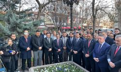 Belediye Başkanı, şehit Muhsin Yazıcıoğlu’nun kabrini ziyaret etti