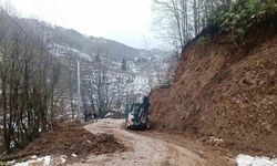 Köyde heyelan