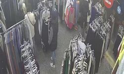 Dolabından kıyafet seçer gibi alıp gitti: Mağazadaki pes dedirten hırsızlık