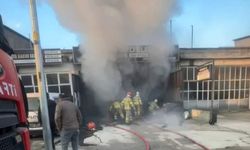 Oto sanayide korkutan yangın